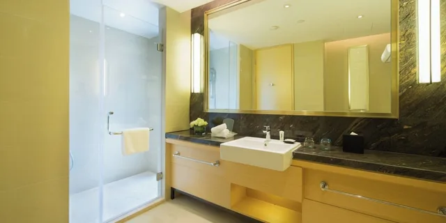 غرفة قياسية بسرير كوين للمدخنين، Holiday Inn Haikou West Coast 5/5