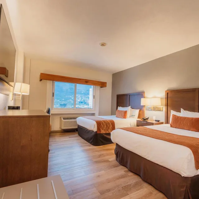 غرفة، Comfort Inn Monterrey Valle 2/5