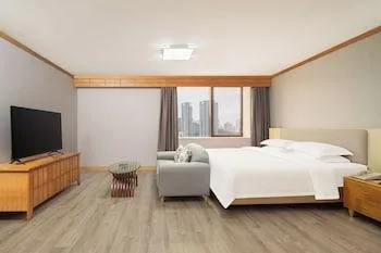 غرفة عائلية، Guangdong Hotel Zhuhai Ex Guangdong Regency 1/1
