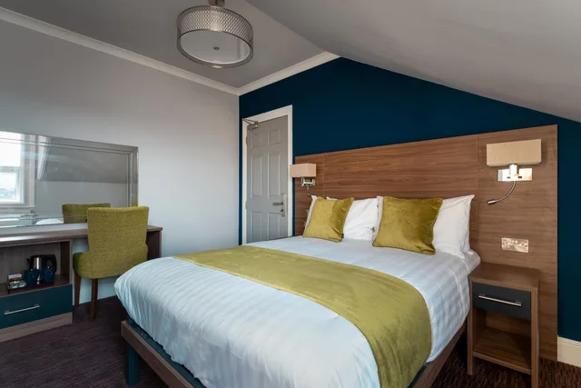 غرفة بسرير مزدوج بحمام خاص، St Andrews Hotel B B 7/10