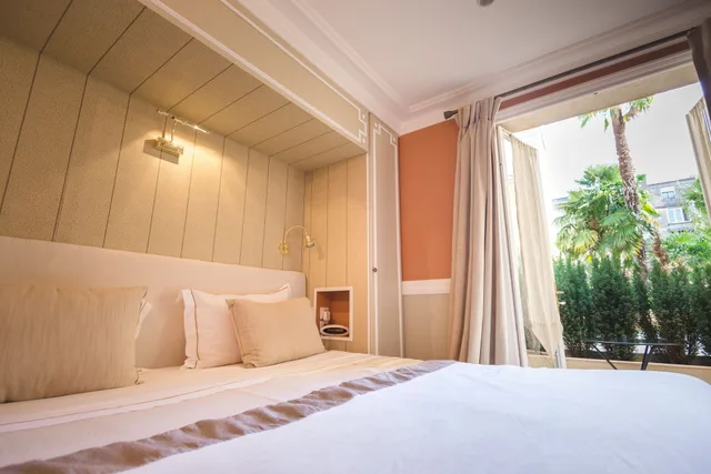 جناح، Victor Louis Villa 1/5