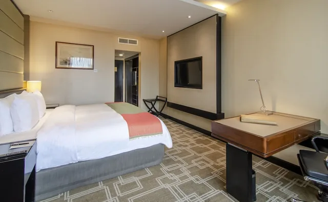 غرفة بريميير بسرير كينج، Pan Pacific Sonargaon Dhaka 9/13