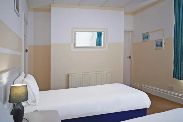 غرفة قياسية مفردة، OYO Langford Hotel, Brighton & Hove 15/18