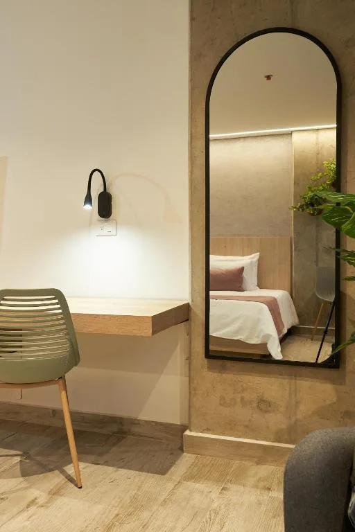 جناح جونيور بسريرين منفصلين، Eutopiq Hotel 6/7