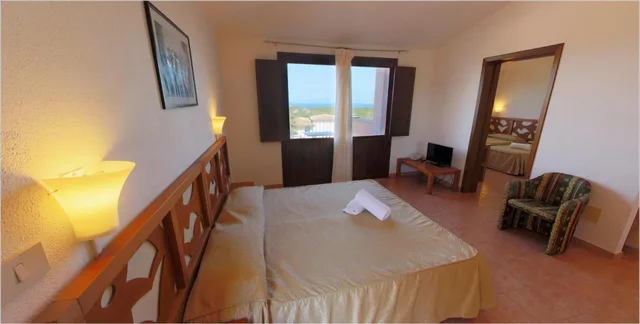 غرفة بسرير كوين، Club Esse Gallura Beach Village 3/9
