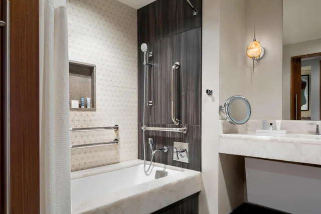 غرفة بسريرين كوين، JW MARRIOTT AUSTIN 11/11