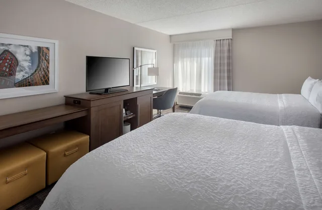 Premium, 2 Queen Beds, Accessible, Hampton Inn Boston Logan Airport 3/4