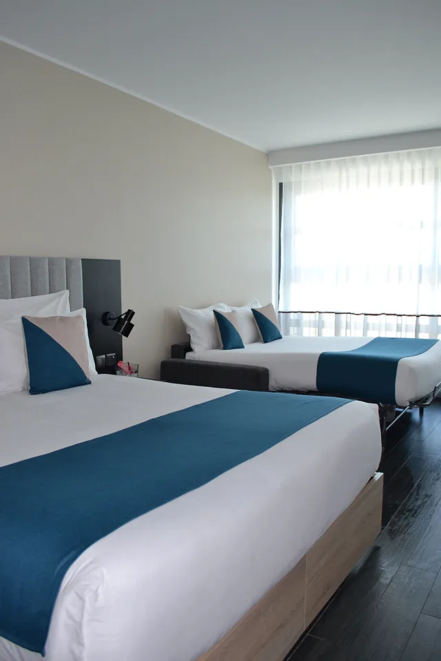غرفة قياسية رباعية، BE HOTEL 2/4
