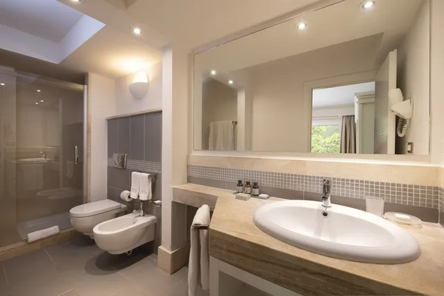 Garden, Family, Double and Twin Beds، Chia Laguna - Hotel Village 8/8