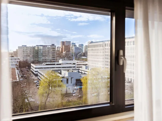 غرفة قياسية بسرير كوين، Novotel Amsterdam City Hotel 7/8