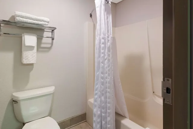 Standard, King Bed, Best Western Lock Haven 7/8