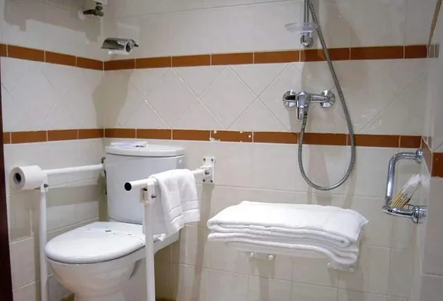 غرفة سوبيريور ثلاثية بثلاثة أسرّة، Oriente Hotel 4/4