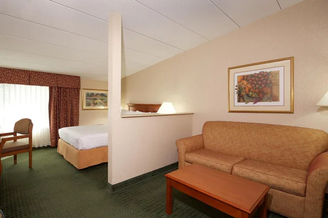 غرفة بسرير كوين، White River Inn and Suites 5/6