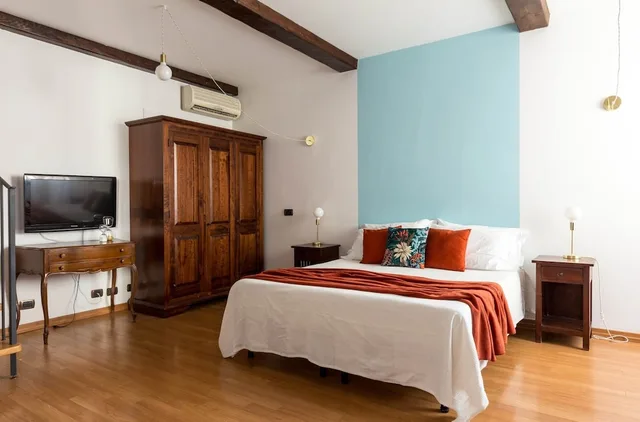 جناح تنفيذي بسريرين كوين بغرفتي نوم مع أريكة، Torripa Resort 4/10
