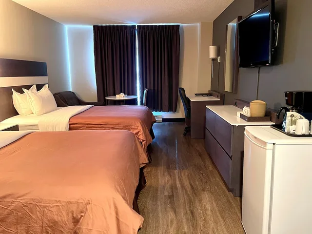 room, 2 double beds, Auberge de la Gare 2/5