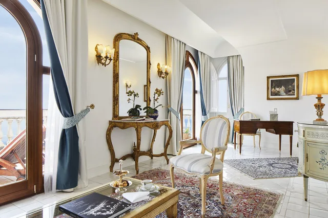 جناح ديلوكس بإطلالة على البحر، Palazzo Avino Preferred Hotels And Resorts 2/2