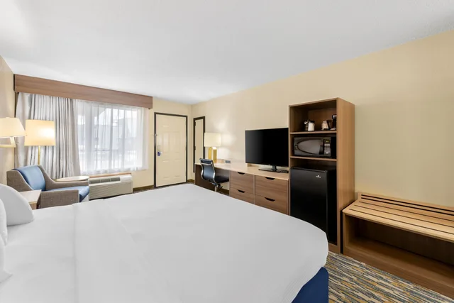 غرفة بسرير كينج، Best Western Center Pointe Inn 2/8