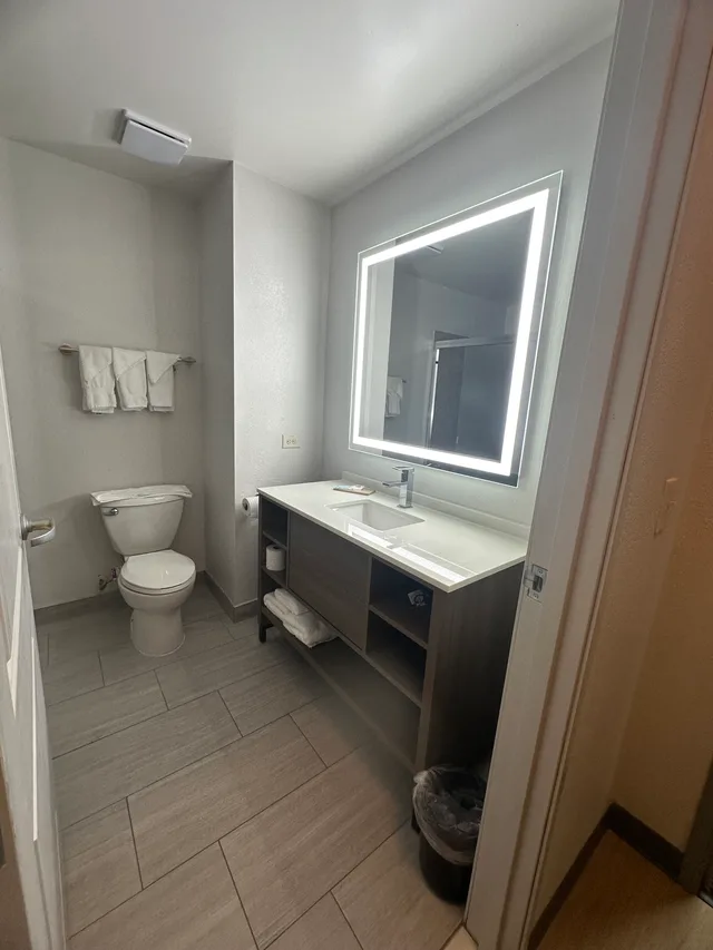 جناح بسرير كينج، Comfort Inn & Suites Concord (Kannapolis) 6/6