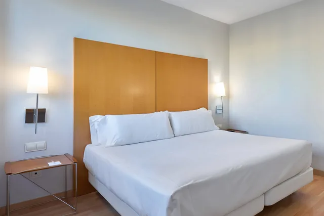 غرفة بسرير مزدوج أو سريرين منفصلين بإطلالة على البحر، Catalonia Barcelona Beach 5/7