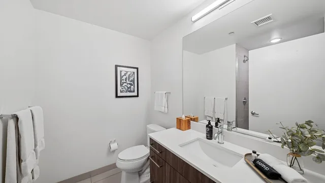 شقة بسرير كوين بغرفة نوم واحدة بمطبخ، Sentral Michigan Avenue 3/5