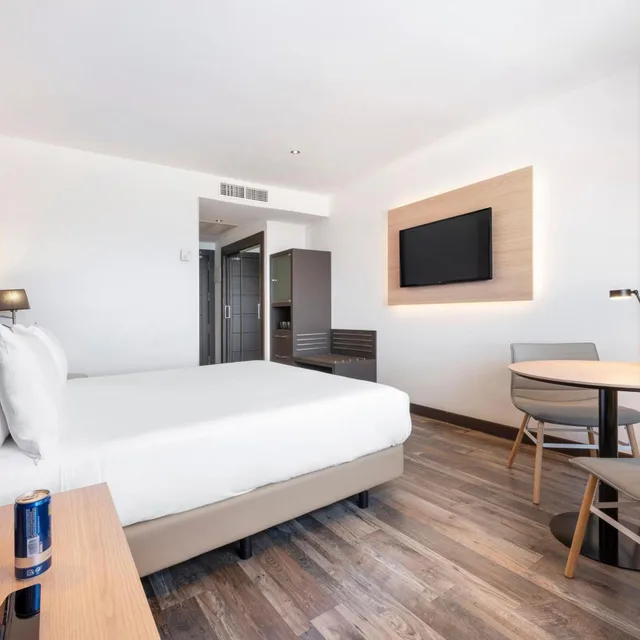 غرفة بريميوم بإطلالة على البحر، Hotel Cadiz Paseo Del Mar Affiliated By Melia 3/10