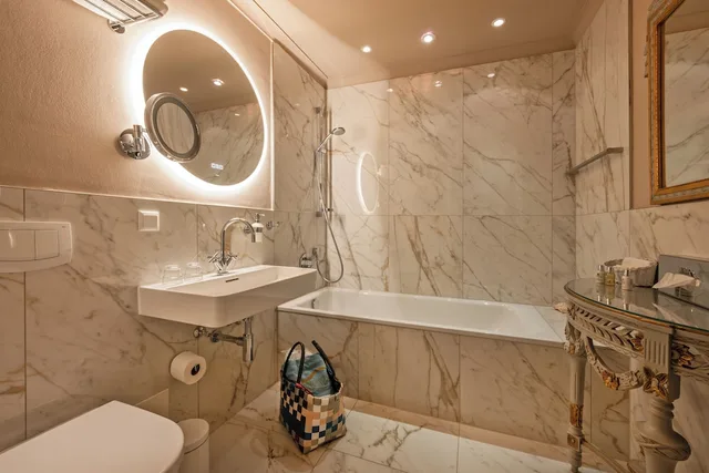 غرفة بسرير مزدوج، Strandhotel Heringsdorf 4/4