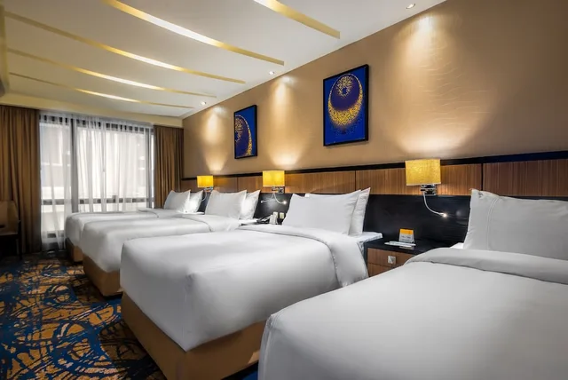 غرفة قياسية رباعية بأربعة أسرّة، صفوة الغفران(Al Ghufran Safwah Hotel) 1/4
