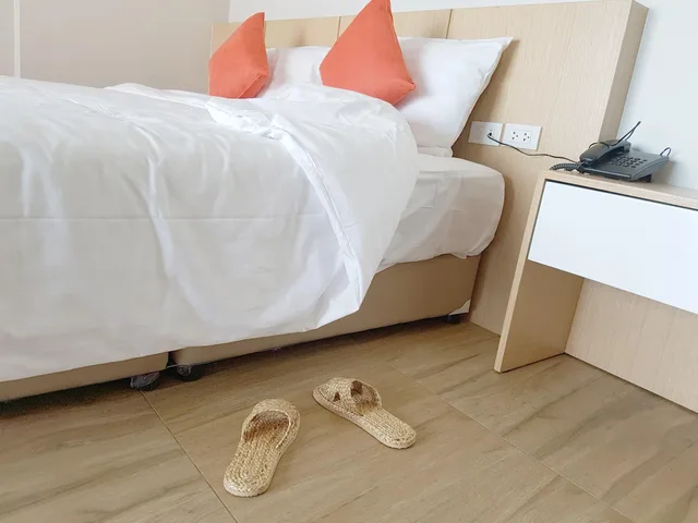 غرفة قياسية بسرير مزدوج، Sleeping Tree Hotel 3/3