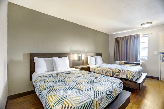 Room, 2 Double Beds, Motel6 Amarillo, TX - Airport 2/6