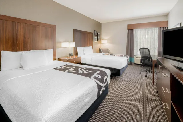 غرفة ديلوكس بسريرين كوين، La Quinta Inn & Suites by Wyndham Fort Worth Arlington West 1/7