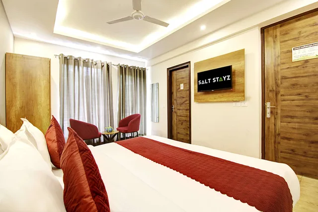غرفة ديلوكس بسرير مزدوج، Saltstayz Hotel Huda City Center 7/10