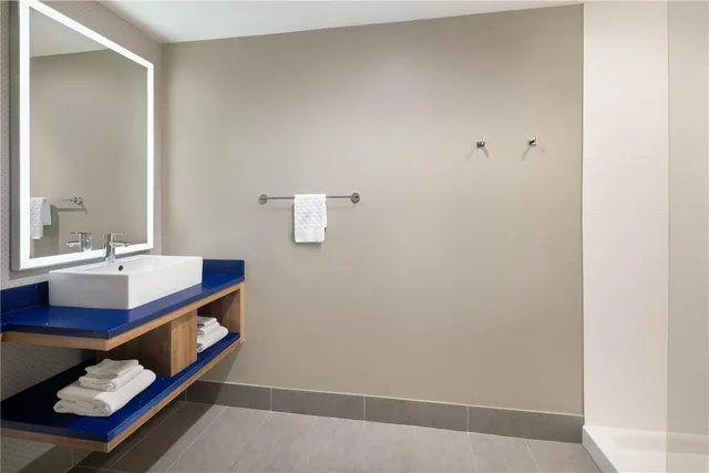 غرفة بسريرين كوين لذوي الإعاقة، Glo Best Western Tulsa-Catoosa East Route 66 3/3