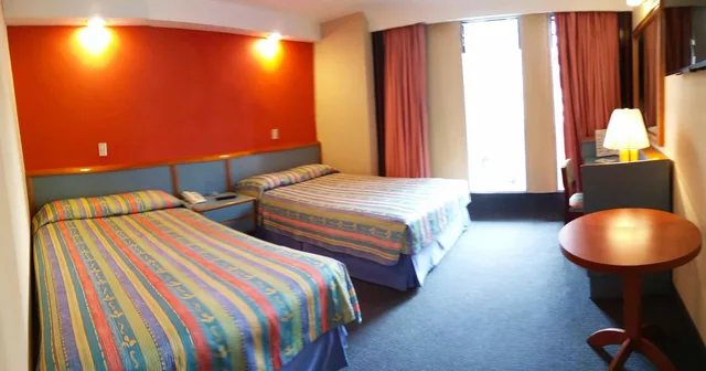غرفة بسريرين مزدوجين، Segovia Regency Hotel 2/3