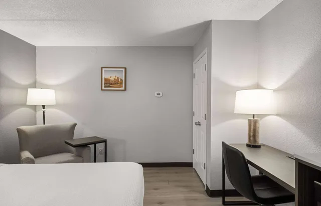 غرفة بسريرين مزدوجين، La Quinta Inn Stockton 8/10