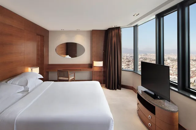 جناح تنفيذي بإطلالة على البحر، Sheraton Istanbul Atakoy Hotel 3/10