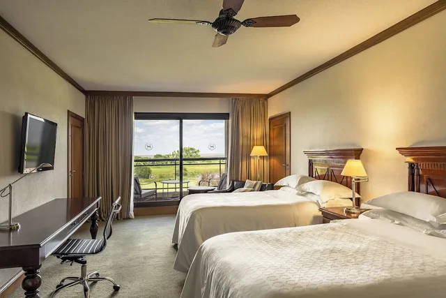 Classic, Twin Beds, Golf Course View، Sheraton Colonia Golf and Spa Resort 1/4