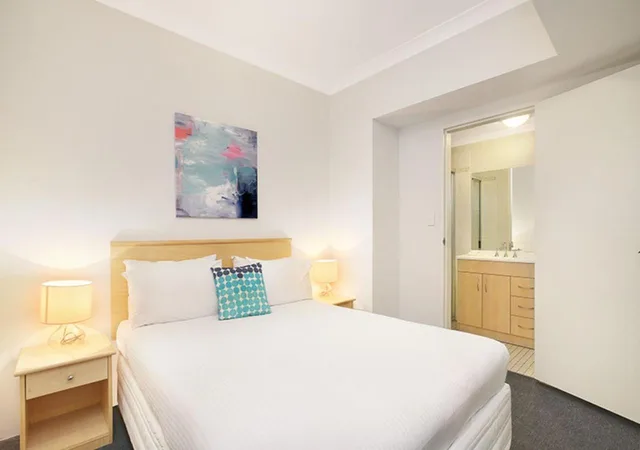 استوديو ديلوكس بشرفة، Sydney Airport Suites 1/3