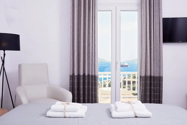 جناح بريميوم بإطلالة على البحر، Mykonos Princess 5/6