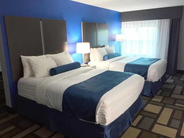 غرفة قياسية بسريرين كوين لذوي الإعاقة، Best Western Plus Birmingham Inn & Suites 1/3