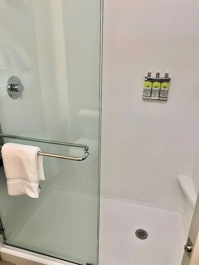 جناح بسرير كينج لذوي الإعاقة، Holiday Inn Express And Suites Wilmington West - Medical Park 3/3