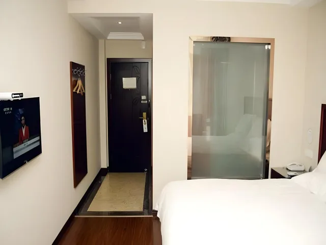 غرفة بسرير كوين، GreenTree Inn Tangshan Yuhua Road 1/2