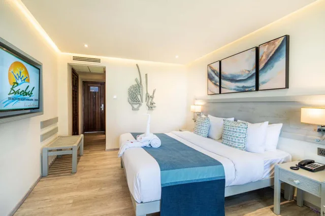 غرفة بسرير مزدوج أو سريرين منفصلين بإطلالة، Baobab Beach Resort 8/10
