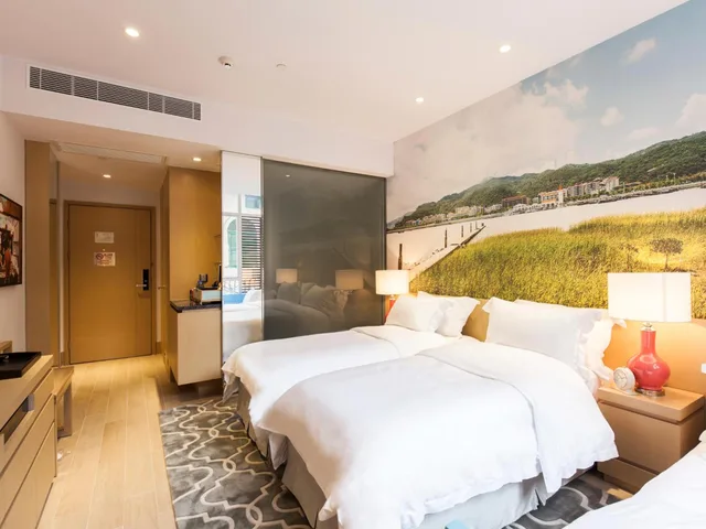 غرفة قياسية ثلاثية مفردة، Caravel Hotel 1/7