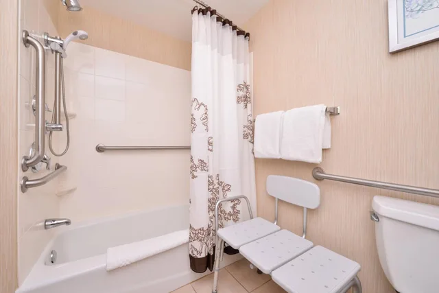 جناح بسرير كينج بغرفتي نوم، Residence Inn North Conway 5/6