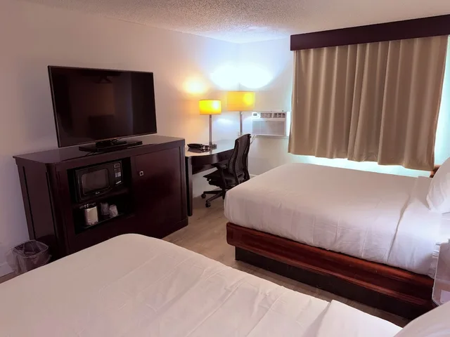 غرفة قياسية بسريرين مزدوجين، Motel6 Albert Lea, MN 6/10