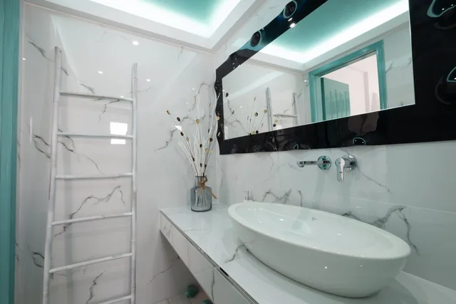 Suite, Hot Tub, Anastasia Princess - Adults Only 4/10