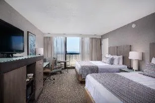 غرفة بسريرين كوين بإطلالة على البحر يُسمح فيها بالحيوانات الأليفة، Best Western Plus Agate Beach Inn 4/5