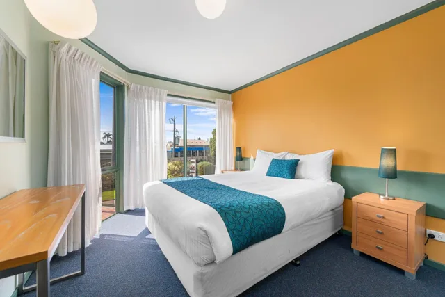 2 Bedrooms, Town House، Comfort Inn and Suites Lakes Entrance 3/5