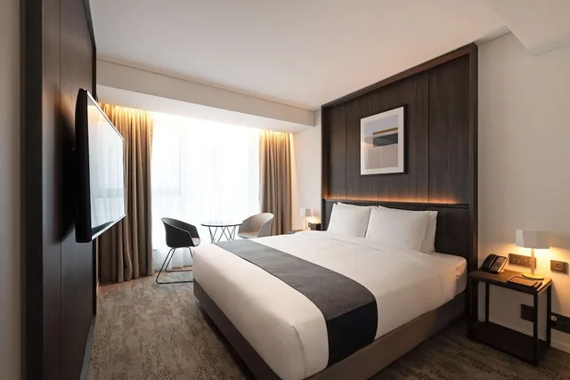 جناح جونيور بسرير كينج بحوض استحمام، Orakai Daehakro Hotel BW Signature Collection 1/2