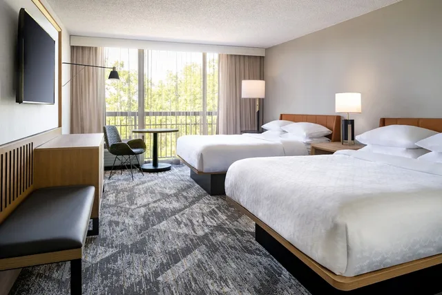 غرفة تقليدية بسريرين كوين، SHERATON ORLANDO NORTH 1/6